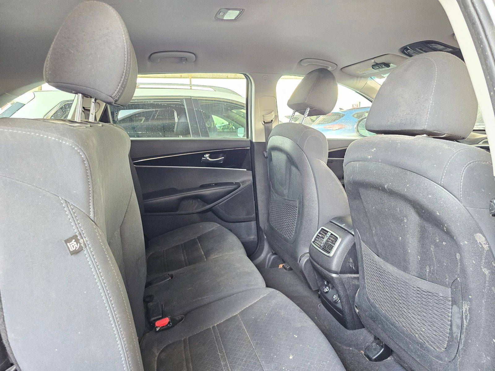 2019 KIA SORENTO — 85517 Miles — Lot 3XKG516423 — Main - Marhaba Auctions Used Cars - Image 6