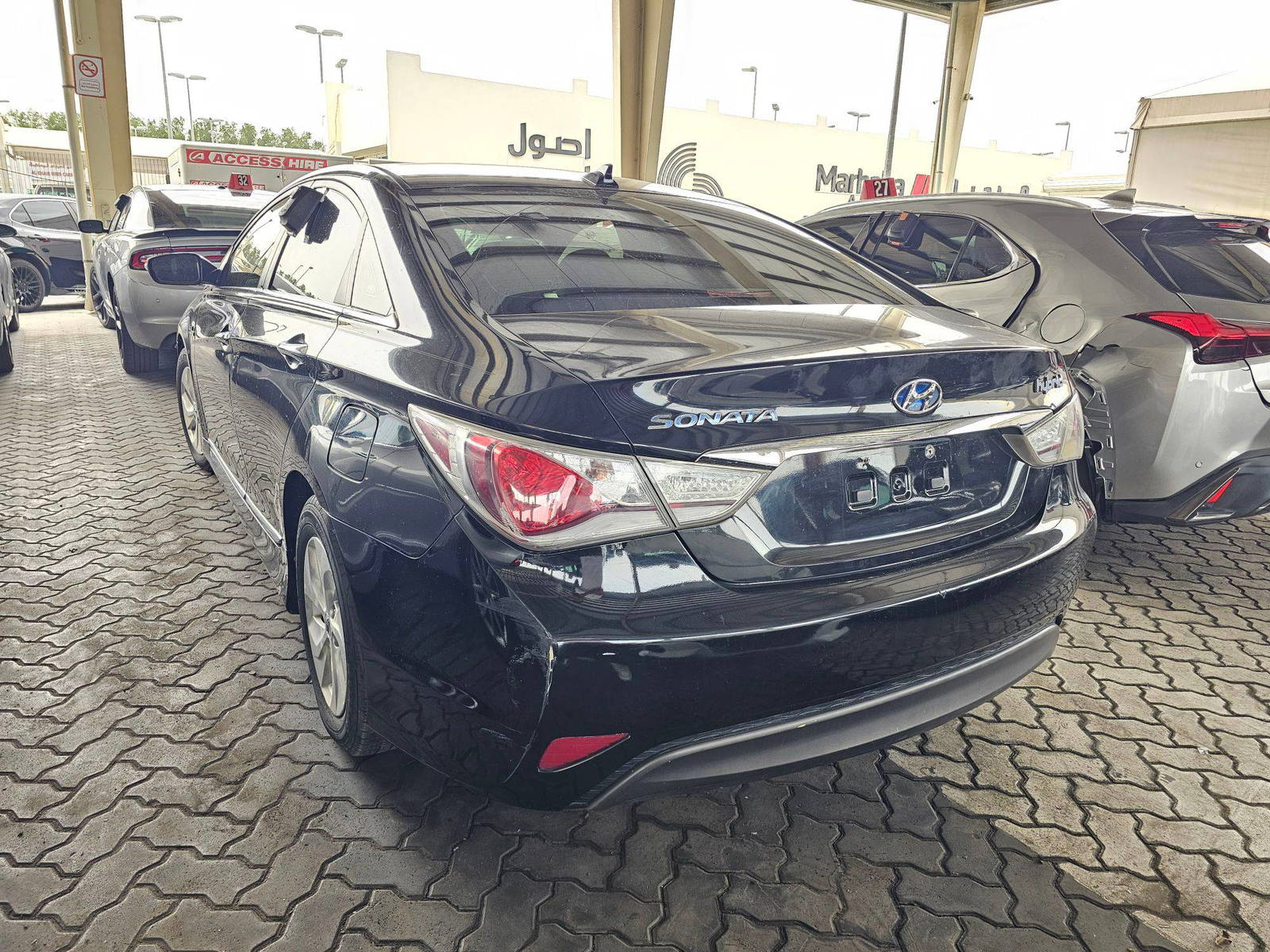 2012 HYUNDAI SONATA — 212263 Miles — Lot A056663 — Souq - Marhaba Auctions Used Cars - Image 5