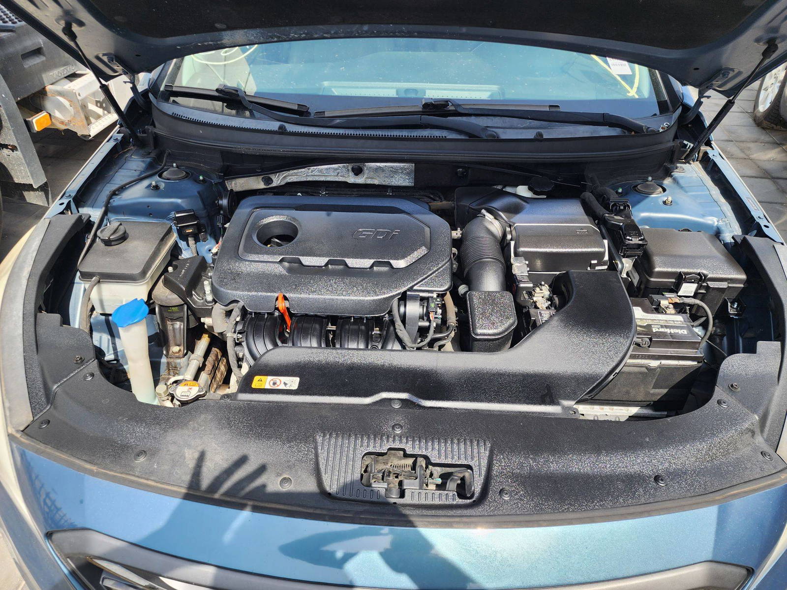 2015 HYUNDAI SONATA — 168949 Miles — Lot 94537 — Al Quoz - Marhaba Auctions Used Cars - Image 12