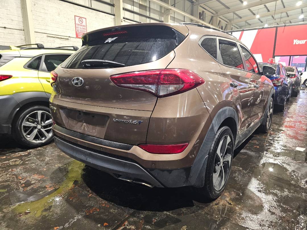 2016 HYUNDAI TUCSON — 147850 Miles — Lot 348000 — Main - Marhaba Auctions Used Cars - Image 4