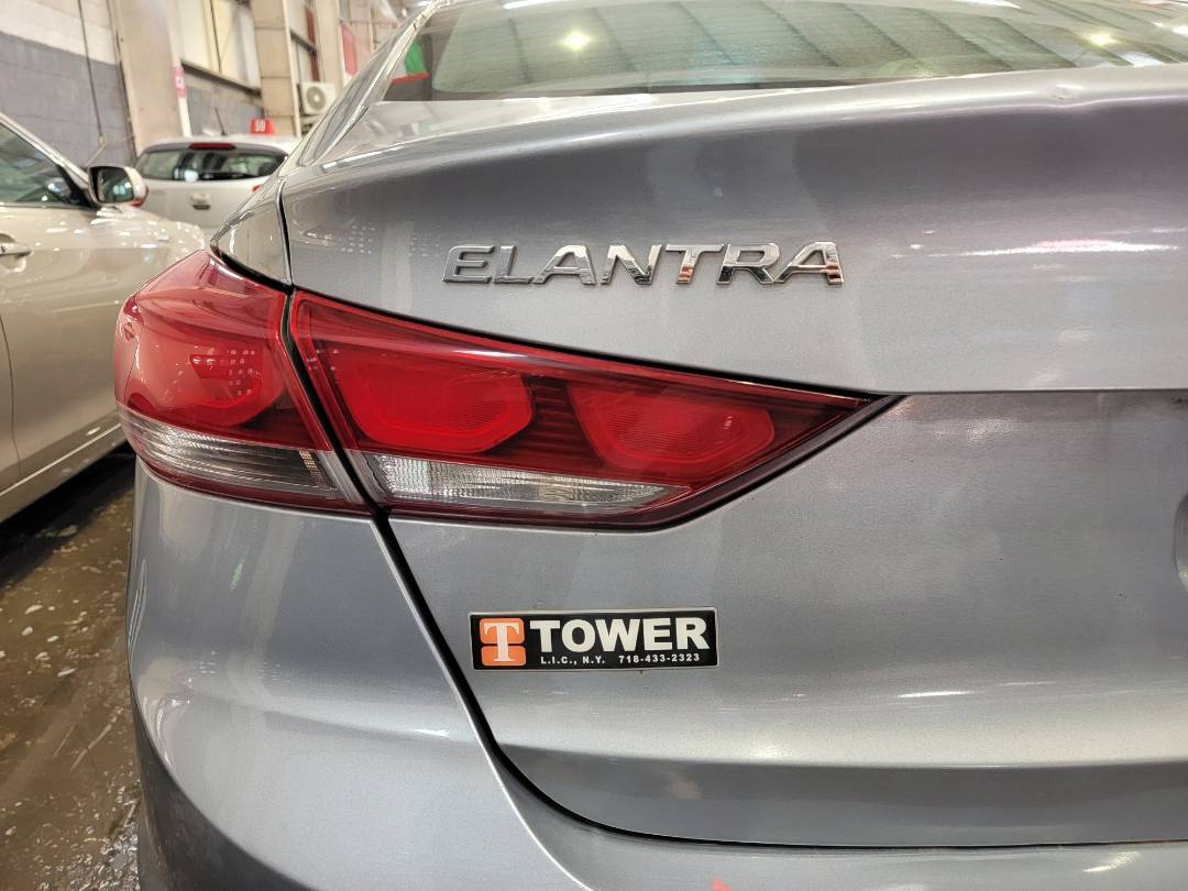 2017 HYUNDAI ELANTRA — 163574 Miles — Lot 70257783 - Marhaba Auctions Used Cars - Image 9