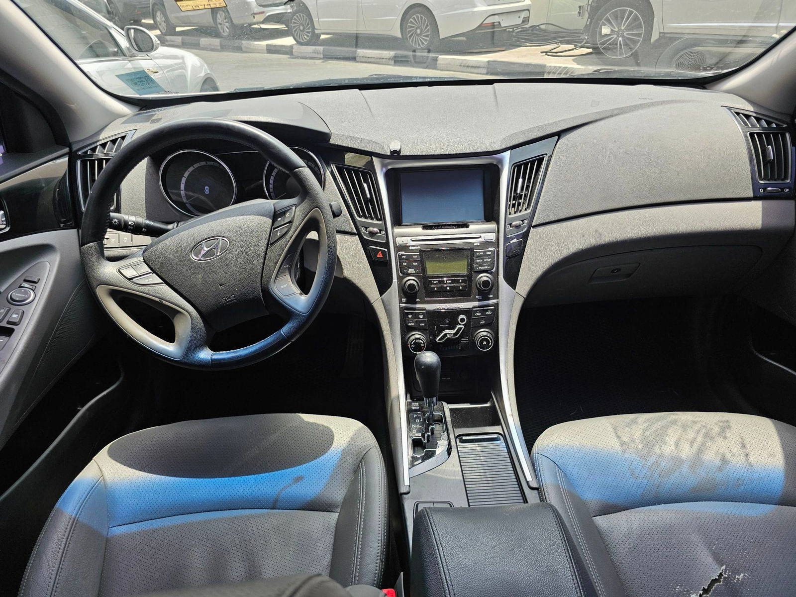 2010 HYUNDAI SONATA — 197932 KM — Lot BAA064565 — Souq - Marhaba Auctions Used Cars - Image 7