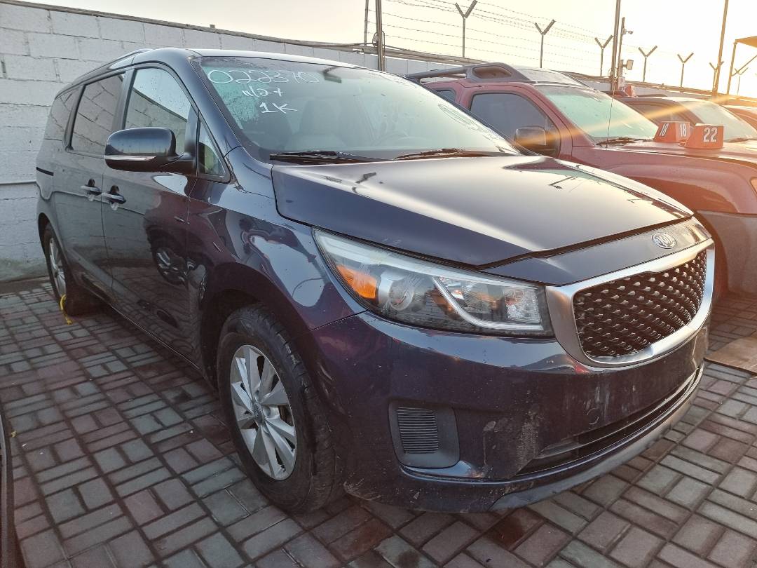 2015 KIA SEDONA — 166185 Miles — Lot 125487 — Ind. 12 - Marhaba Auctions Used Cars - Image 3