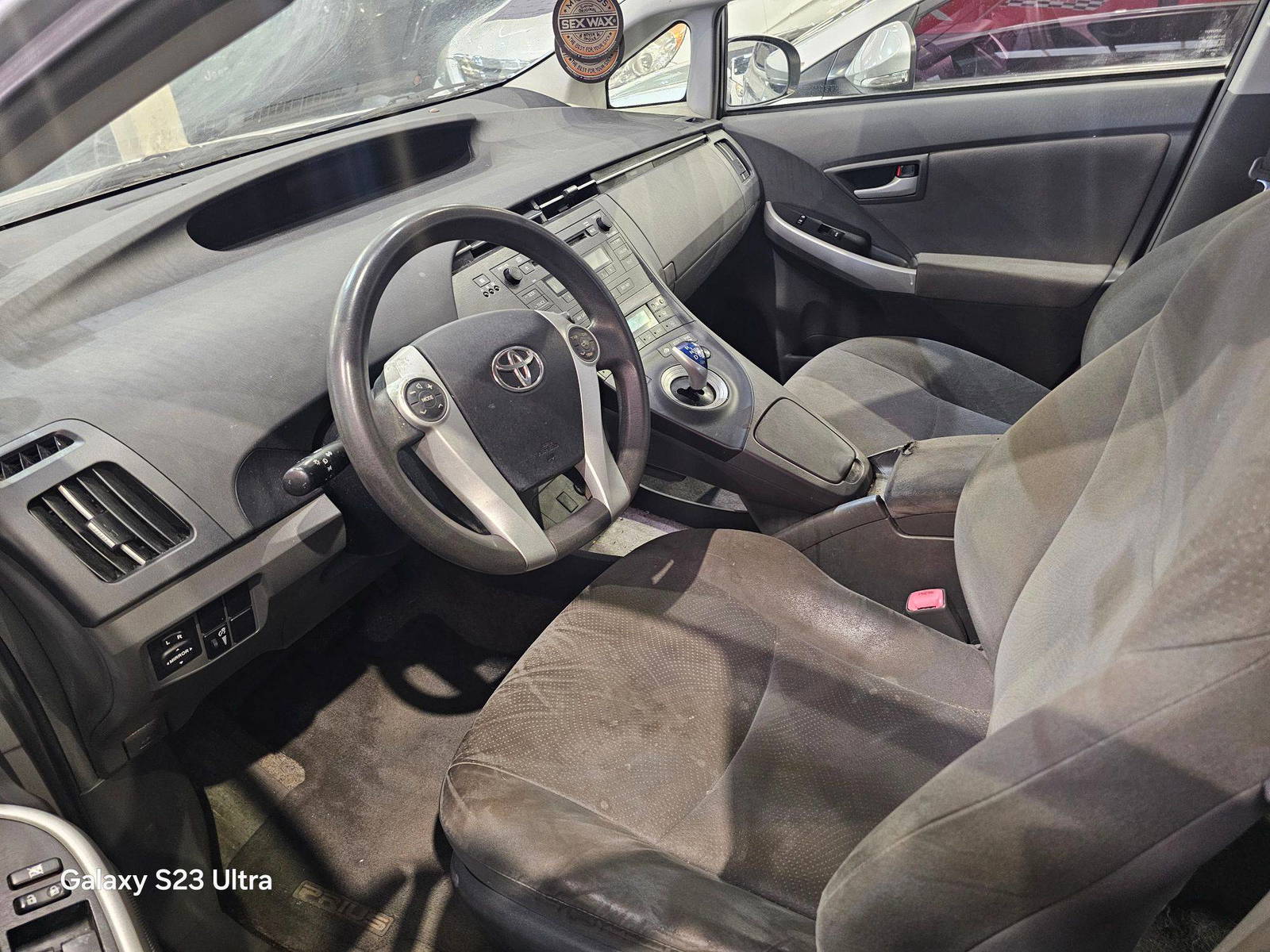 2010 TOYOTA PRIUS — 135686 Miles — Lot 42732801 — Main - Marhaba Auctions Used Cars - Image 8