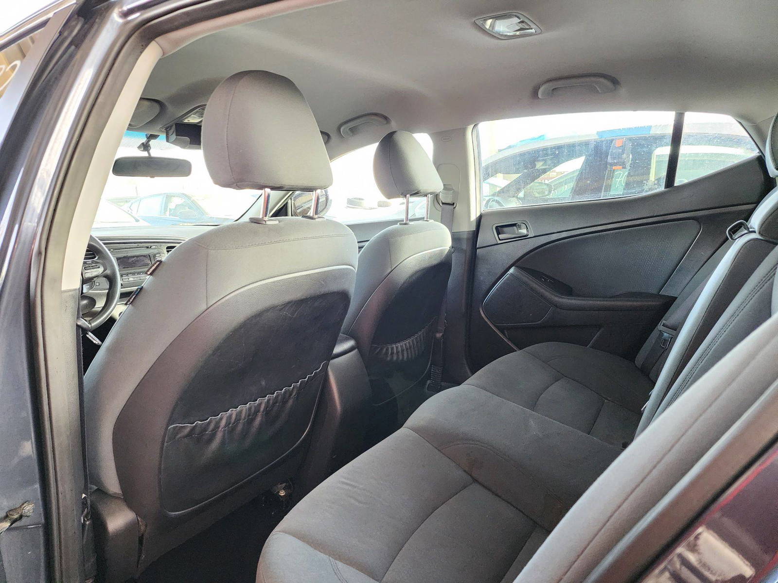 2015 KIA OPTIMA — 141683 Miles — Lot 36107474 — Souq - Marhaba Auctions Used Cars - Image 6