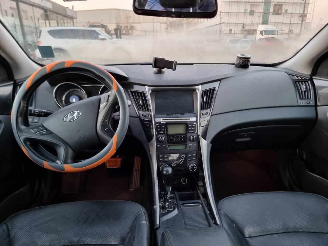 2011 HYUNDAI SONATA — 262091 KM — Lot 125487 — Souq - Marhaba Auctions Used Cars - Image 7