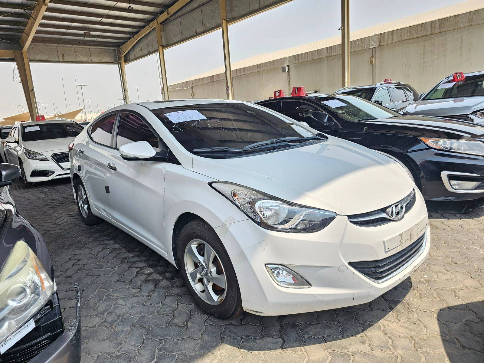 2012 HYUNDAI AVANTE — 185986 KM — Lot 329028 — Ind. 12 - Marhaba Auctions Used Cars - Image 3