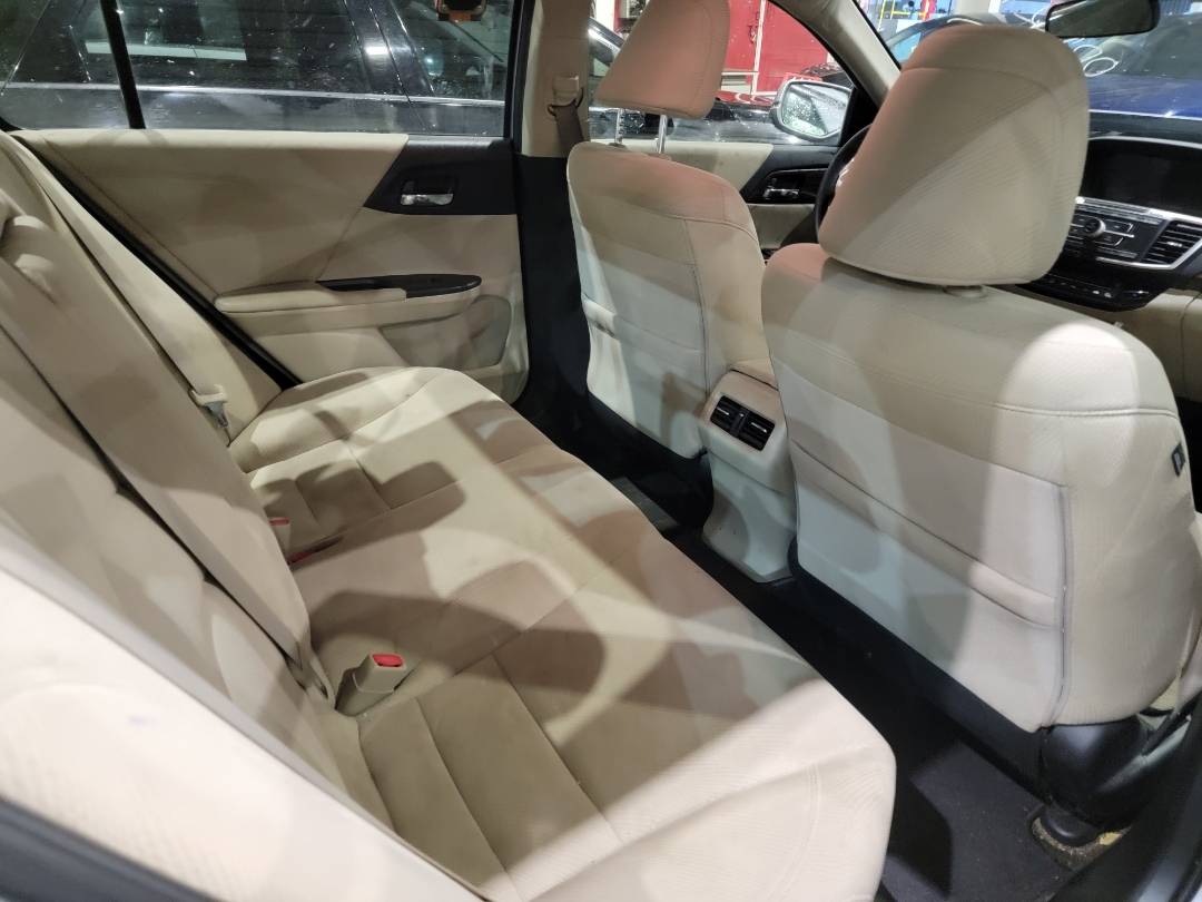 2017 HONDA ACCORD — 113870 Miles — Lot 74404693 - Marhaba Auctions Used Cars - Image 5