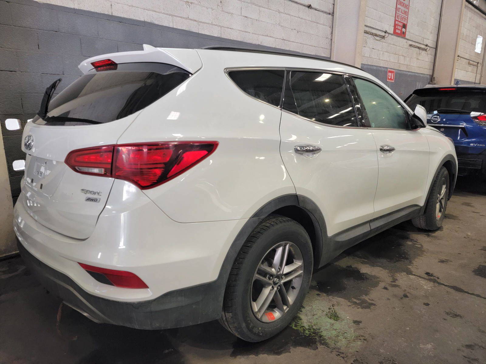 HYUNDAI SANTA FE 2017 - Marhaba Auction Used Cars - Image 3