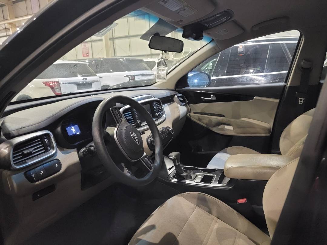 2019 KIA SORENTO — 98800 Miles — Lot 494271 — Main - Marhaba Auctions Used Cars - Image 6