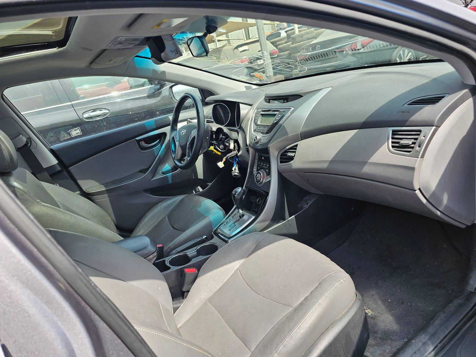 2013 HYUNDAI ELANTRA — 170317 Miles — Lot 53431615 — Souq - Marhaba Auctions Used Cars - Image 8