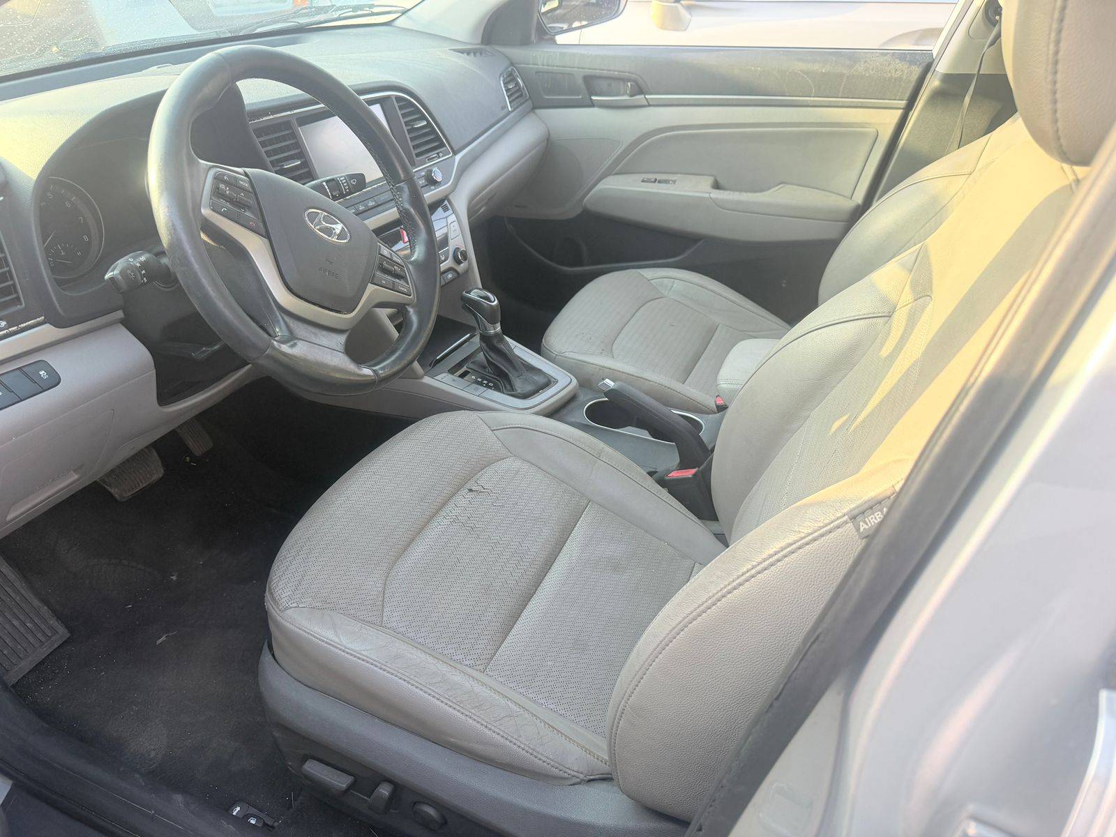 2017 HYUNDAI ELANTRA — 153537 Miles — Lot 90666805 - Marhaba Auctions Used Cars - Image 8