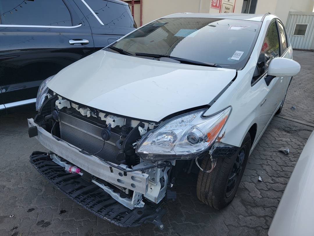 2013 TOYOTA PRIUS — 51516 KM — Lot 716944 — Main - Marhaba Auctions Used Cars - Image 6