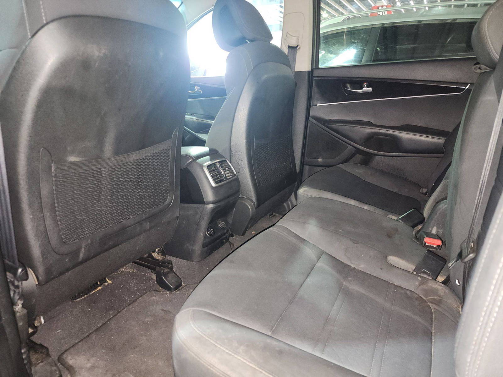 KIA SORENTO 2017 - Marhaba Auction Used Cars - Image 7