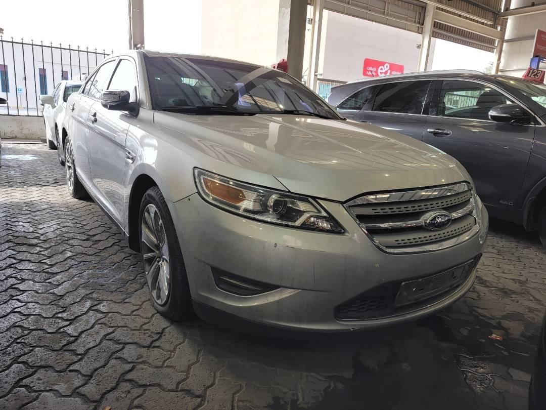2011 FORD TAURUS — 106328 Miles — Lot 138440 — Main - Marhaba Auctions Used Cars - Image 4
