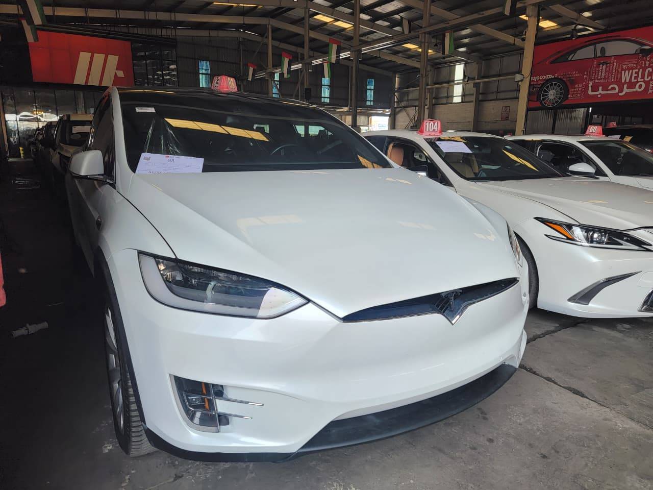 Tesla Model X 2020 view 2