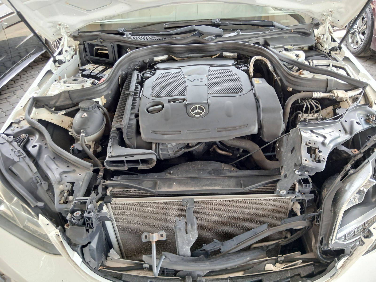 2014 MERCEDES BENZ E 350 — 217348 Miles — Lot 41800245 — Souq - Marhaba Auctions Used Cars - Image 12