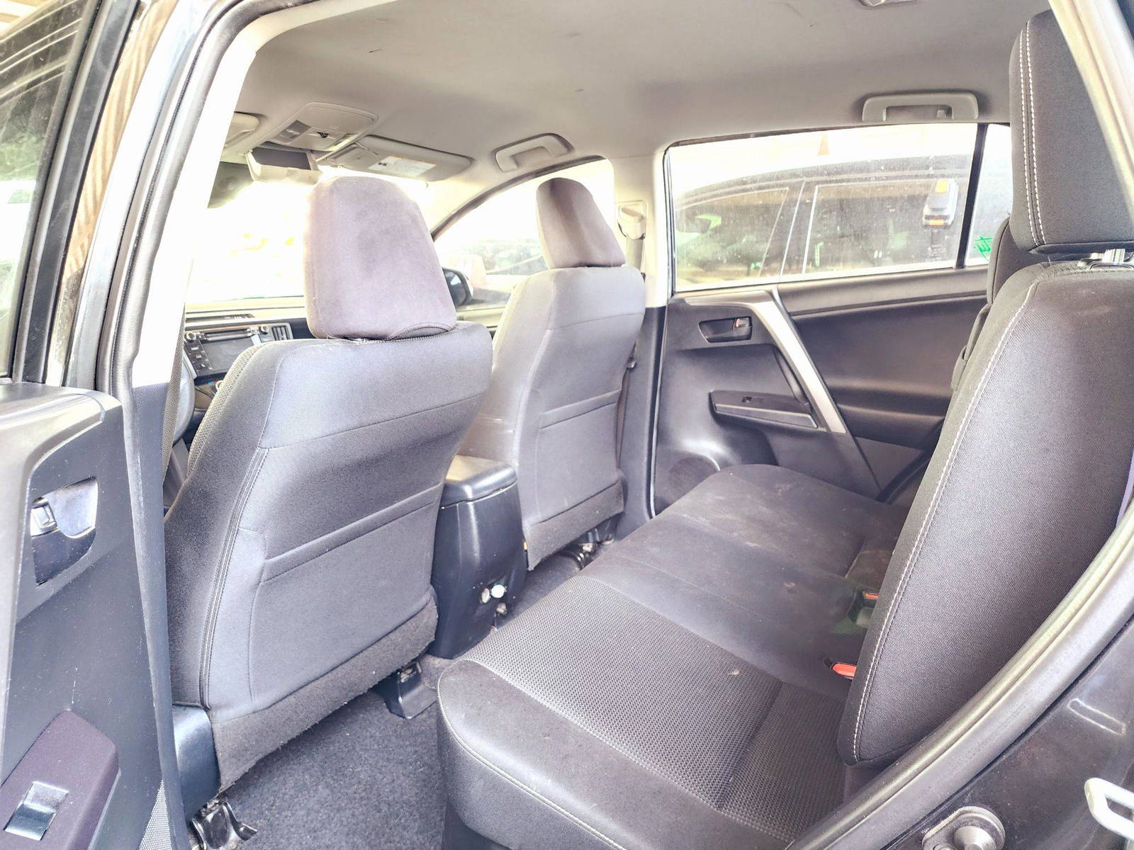 2018 TOYOTA RAV4 — 169144 Miles — Lot REV7JD194954 — Souq - Marhaba Auctions Used Cars - Image 6