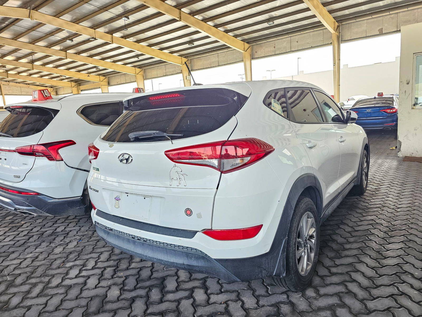 2016 HYUNDAI TUCSON — 144708 Miles — Lot U166949 — Souq - Marhaba Auctions Used Cars - Image 3