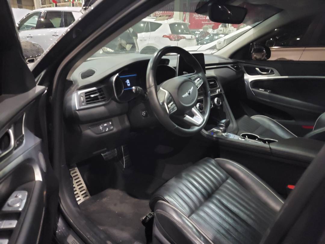 2019 GENESIS G70 — 91108 KM — Lot 47 088 — Main - Marhaba Auctions Used Cars - Image 6