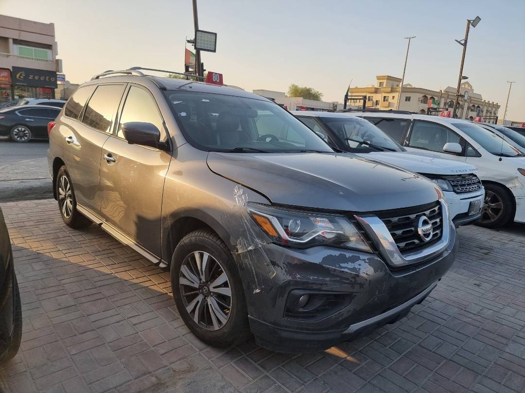 2017 NISSAN PATHFINDER — 164622 Miles — Lot C604555 — Main - Marhaba Auctions Used Cars - Image 10