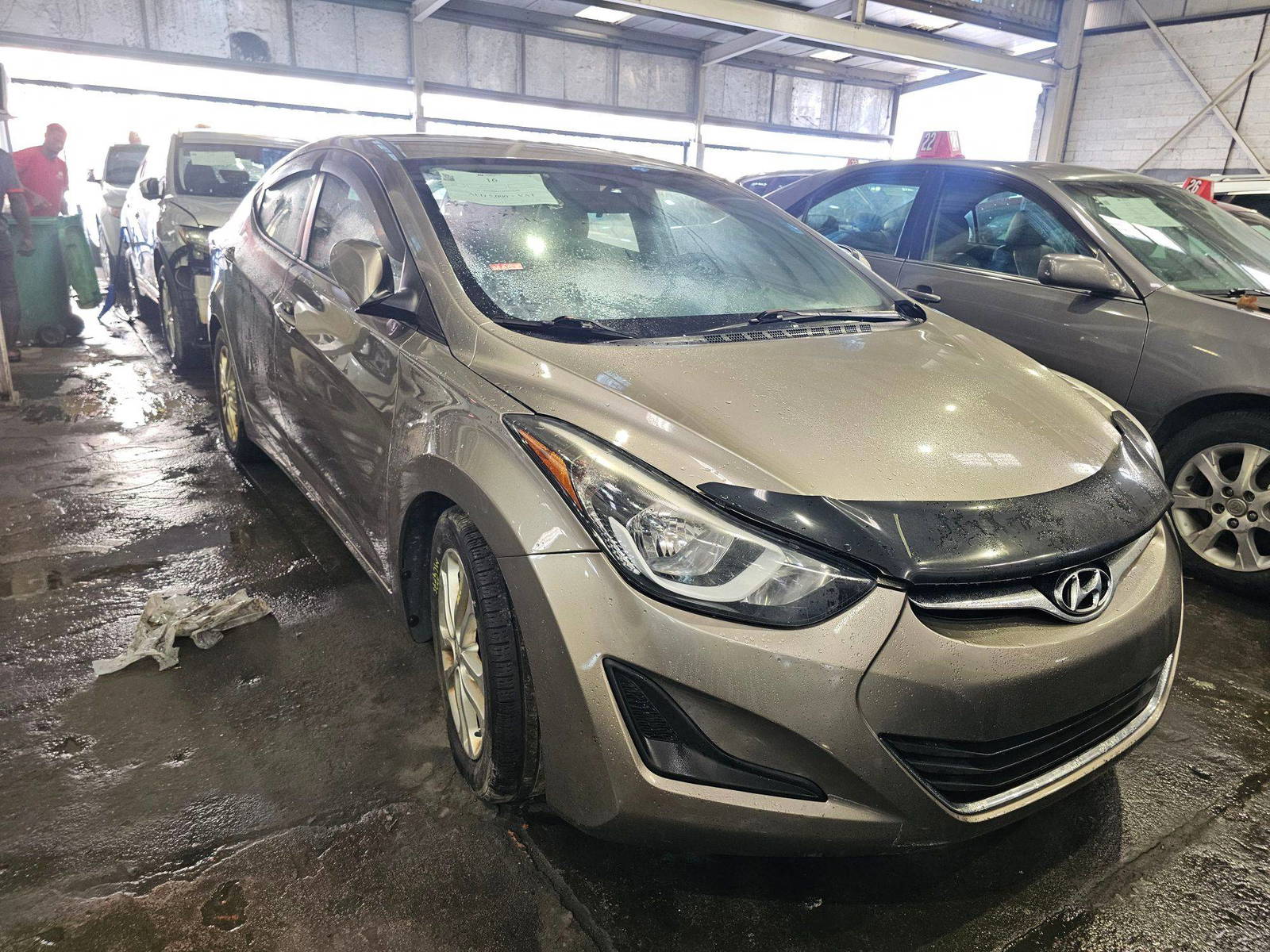 2015 HYUNDAI ELANTRA — 176982 KM — Lot EH533569 — Main - Marhaba Auctions Used Cars - Image 4