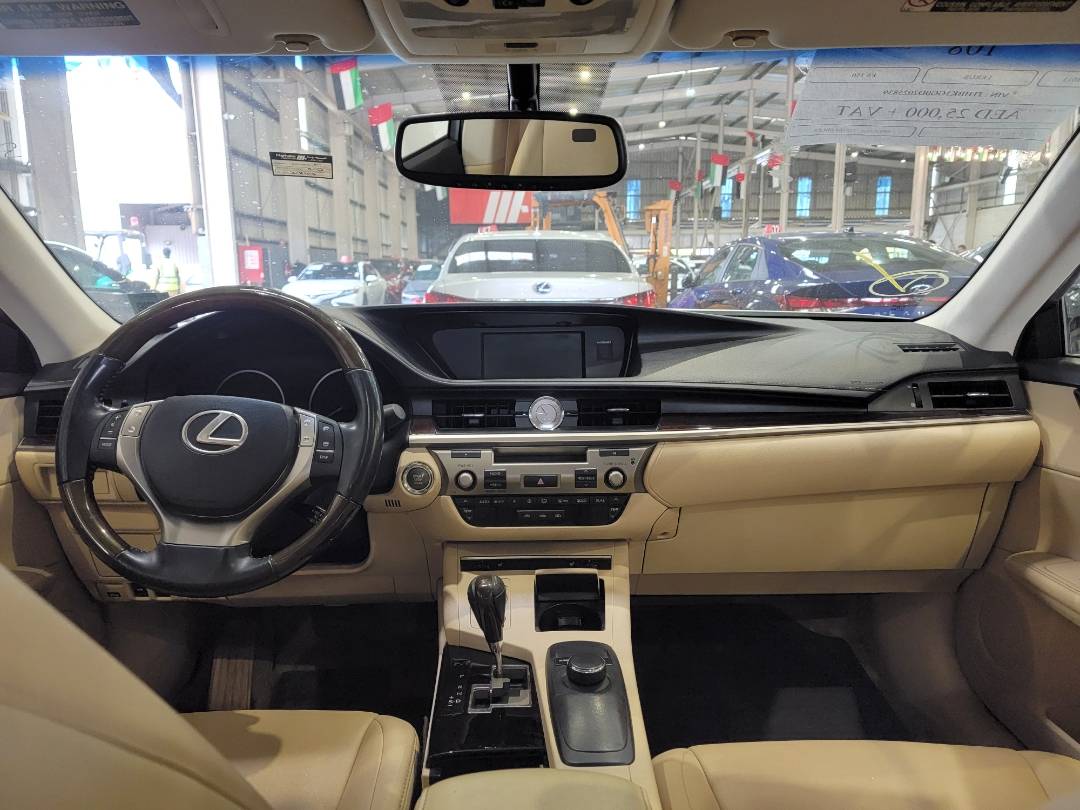 2013 LEXUS ES 350 — 218105 Miles — Lot D2025839 — Main - Marhaba Auctions Used Cars - Image 8