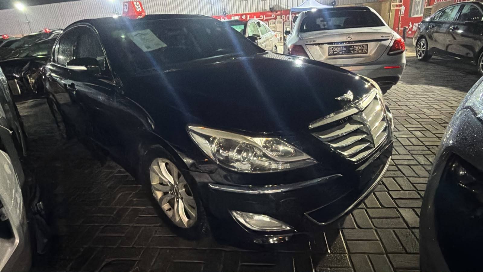 2012 GENESIS G330 — 180608 KM — Lot BDU220431 - Marhaba Auctions Used Cars - Image 3