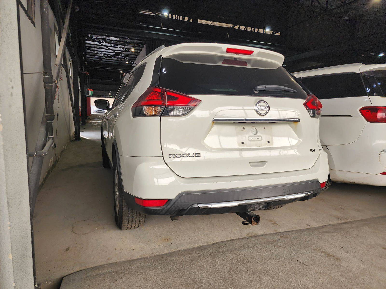 2018 NISSAN ROGUE — 177965 Miles — Lot 2MT9JP567800 — Al Quoz - Marhaba Auctions Used Cars - Image 6