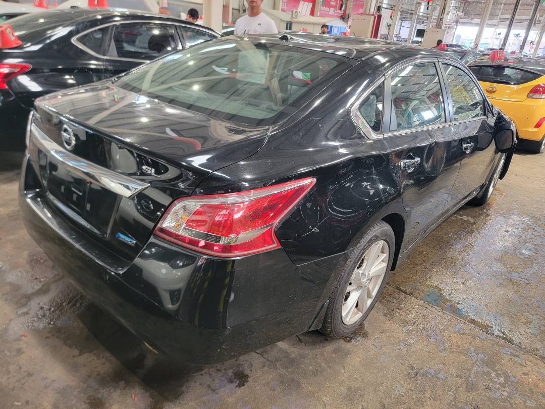 2013 NISSAN ALTIMA — 131058 Miles — Lot 70925363 - Marhaba Auctions Used Cars - Image 4