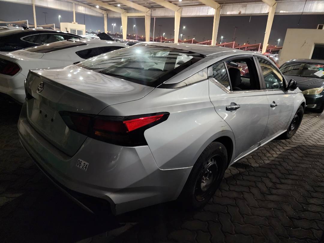 2021 NISSAN ALTIMA — 30964 Miles — Lot 75750213 - Marhaba Auctions Used Cars - Image 8