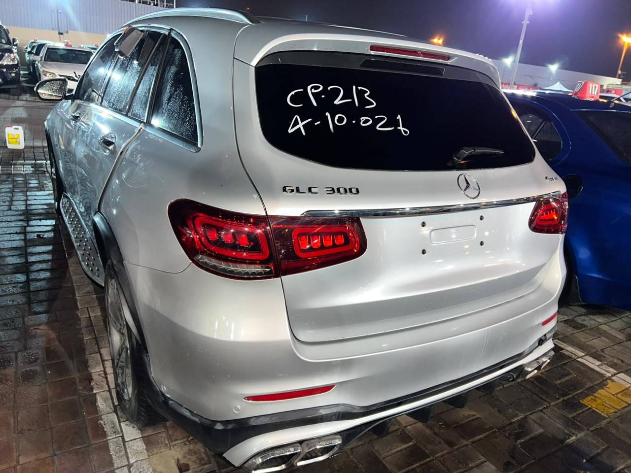 2018 MERCEDES BENZ GLC-300 — 131217 Miles — Lot G4JB8JV092489 - Marhaba Auctions Used Cars - Image 4