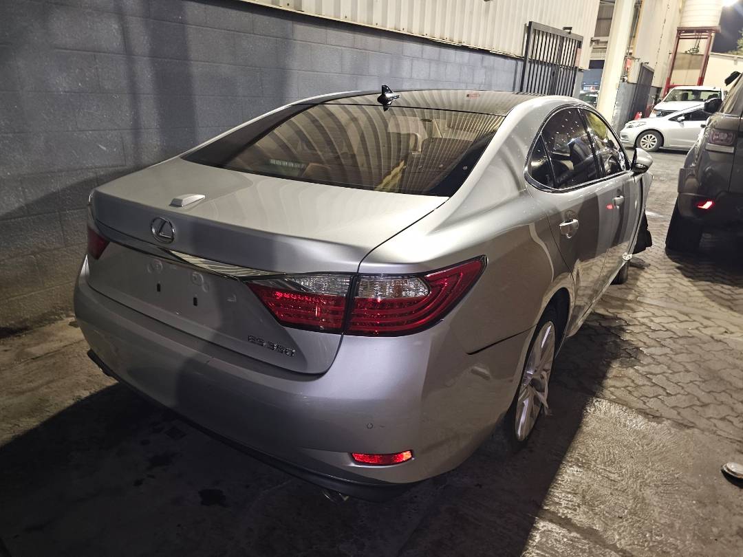 LEXUS ES 350 2013 - Marhaba Auction Used Cars - Image 3