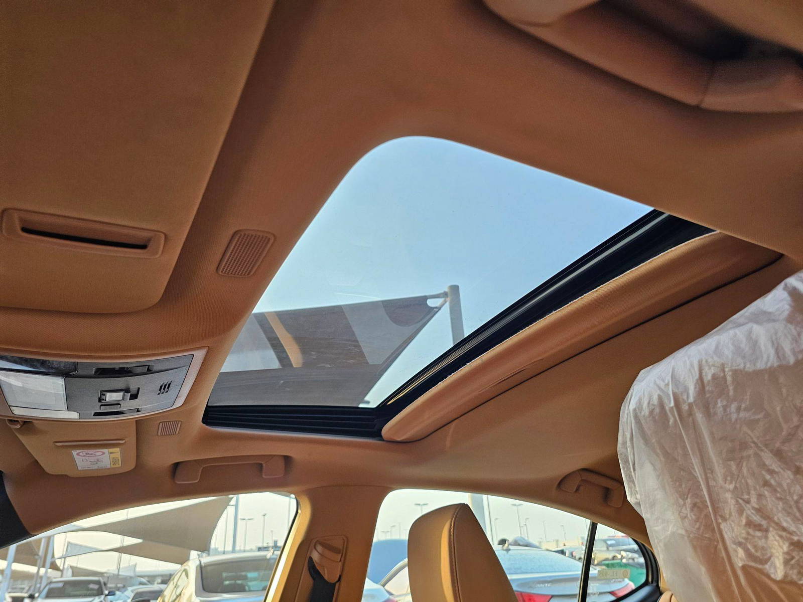 LEXUS ES 300H 2023 - Marhaba Auction Used Cars - Image 8