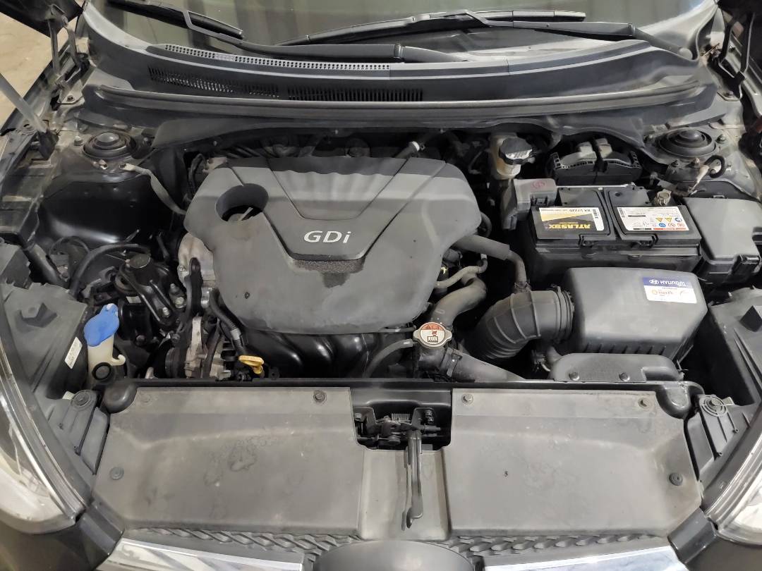 2014 HYUNDAI VELOSTER — 149626 KM — Lot EU202045 — Main - Marhaba Auctions Used Cars - Image 7