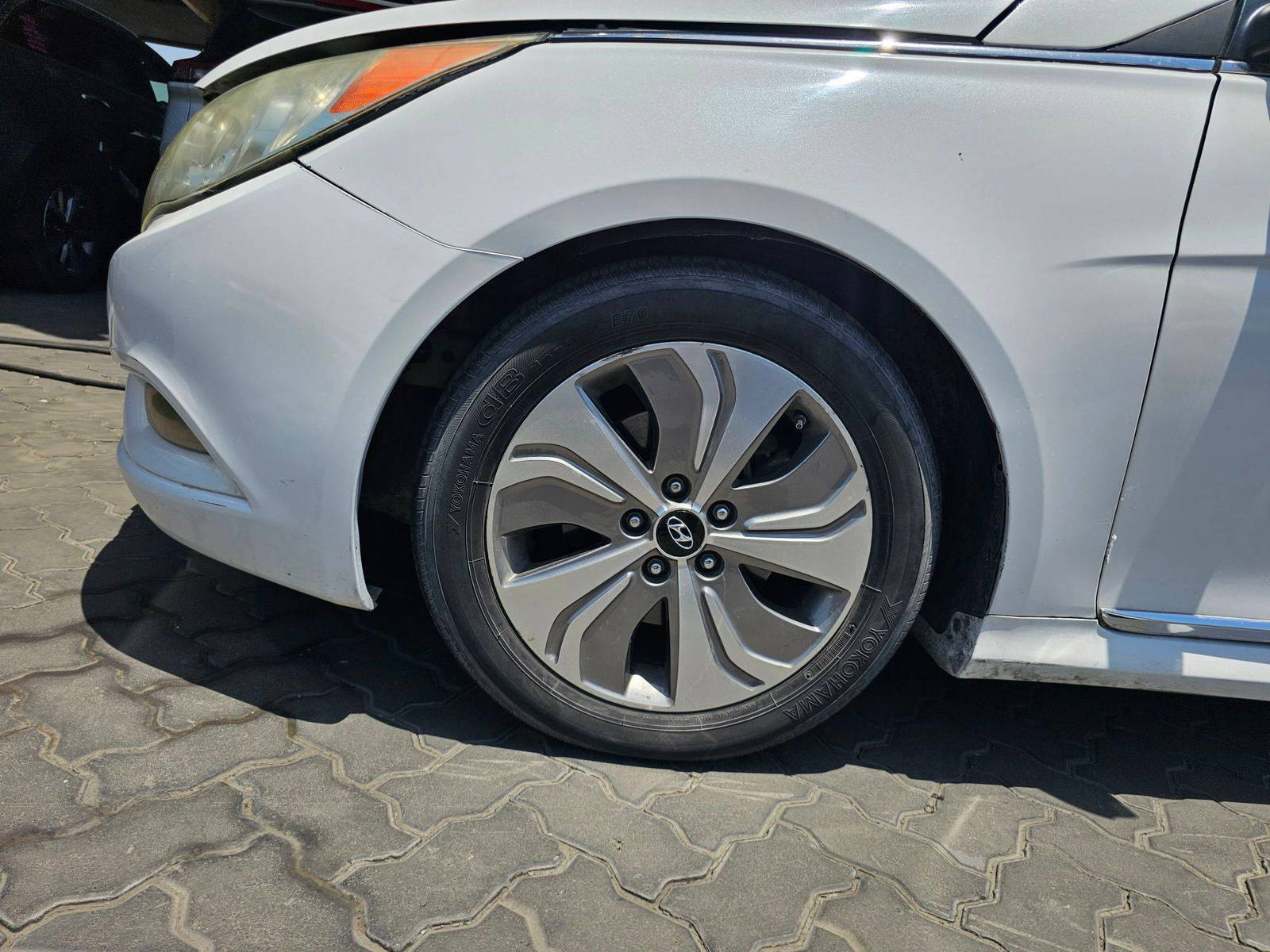 2015 HYUNDAI SONATA — 175643 Miles — Lot FA128824 — Souq - Marhaba Auctions Used Cars - Image 11