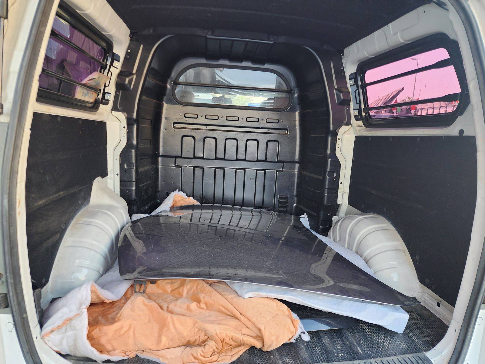 HYUNDAI GRAND STAREX 2014 - Marhaba Auction Used Cars - Image 14