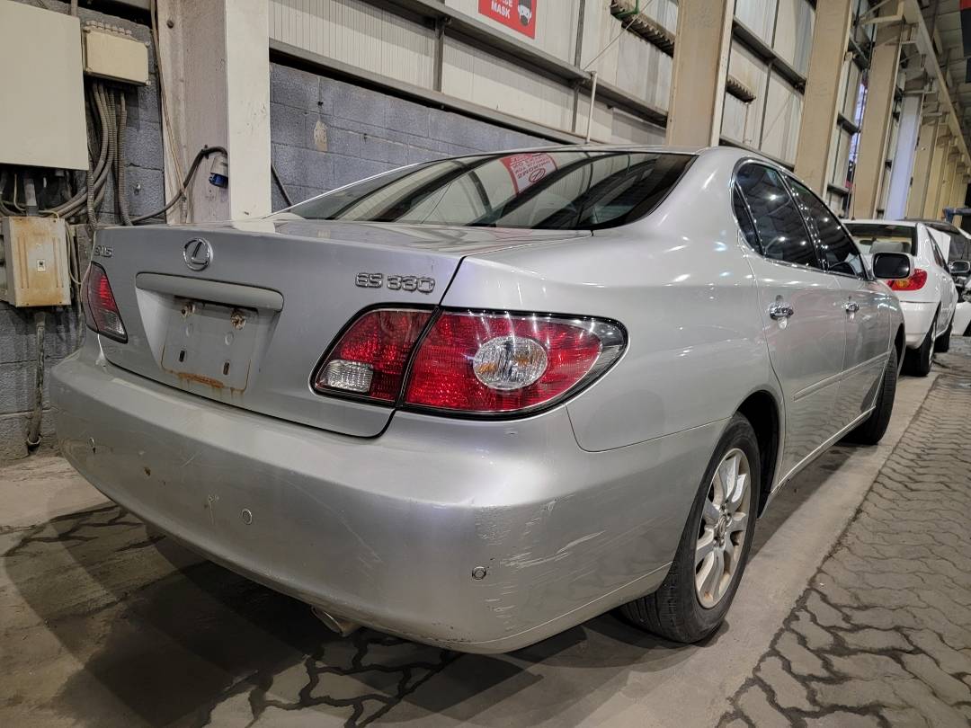 2004 LEXUS ES 330 — 258426 KM — Lot 40023015 — Main - Marhaba Auctions Used Cars - Image 3