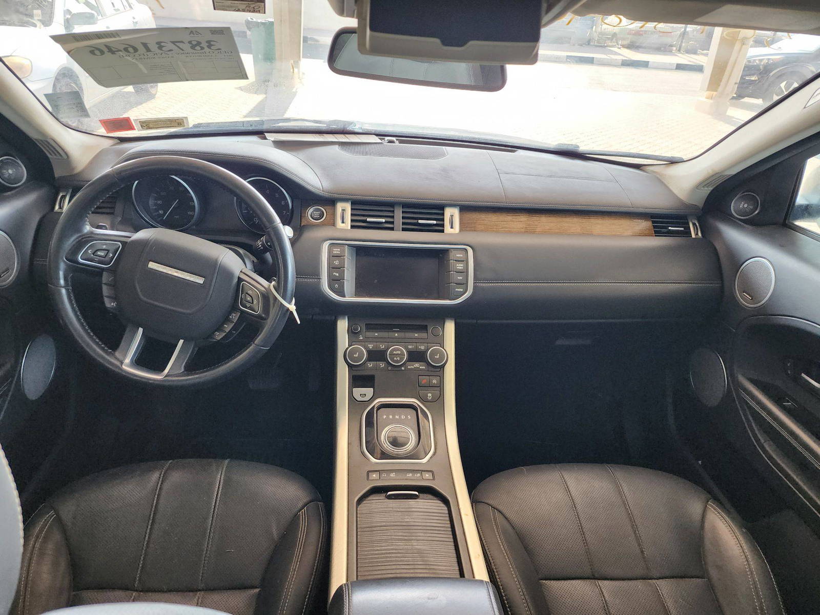 2014 LAND ROVER RANGE ROVER EVOQUE — 125729 Miles — Lot EH860232 — Souq - Marhaba Auctions Used Cars - Image 7