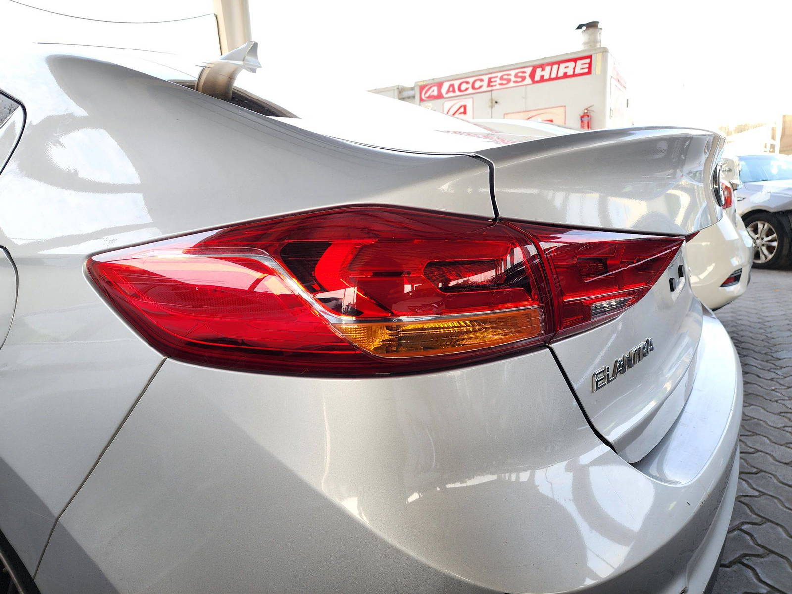 2018 HYUNDAI ELANTRA — 190193 Miles — Lot 55927864 — Souq - Marhaba Auctions Used Cars - Image 12
