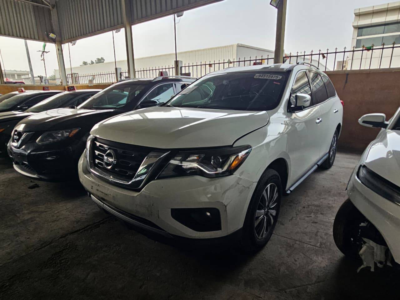 2018 NISSAN PATHFINDER — 167571 Miles — Lot 7JC636264 — Main - Marhaba Auctions Used Cars - Image 3