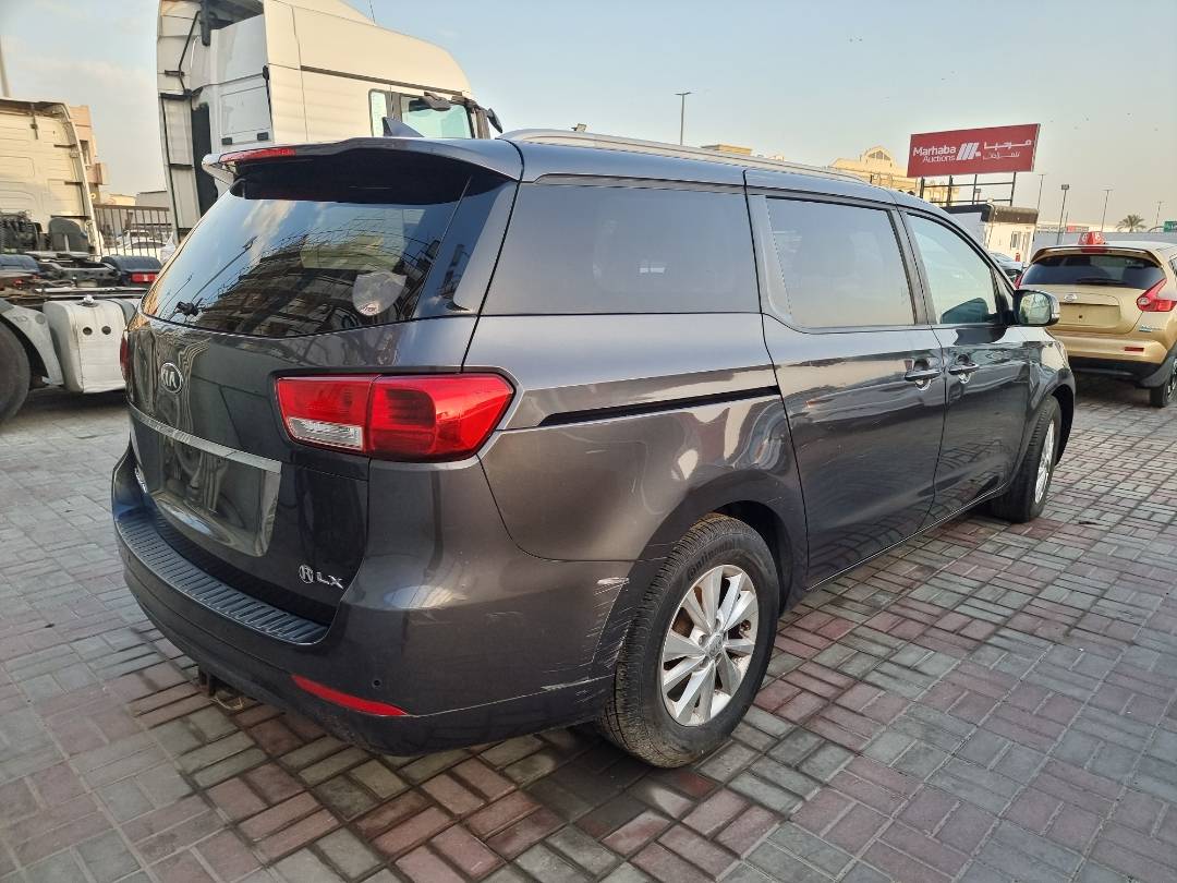 2015 KIA SEDONA — 141451 Miles — Lot 5C15F6020716 — Ind. 12 - Marhaba Auctions Used Cars - Image 5