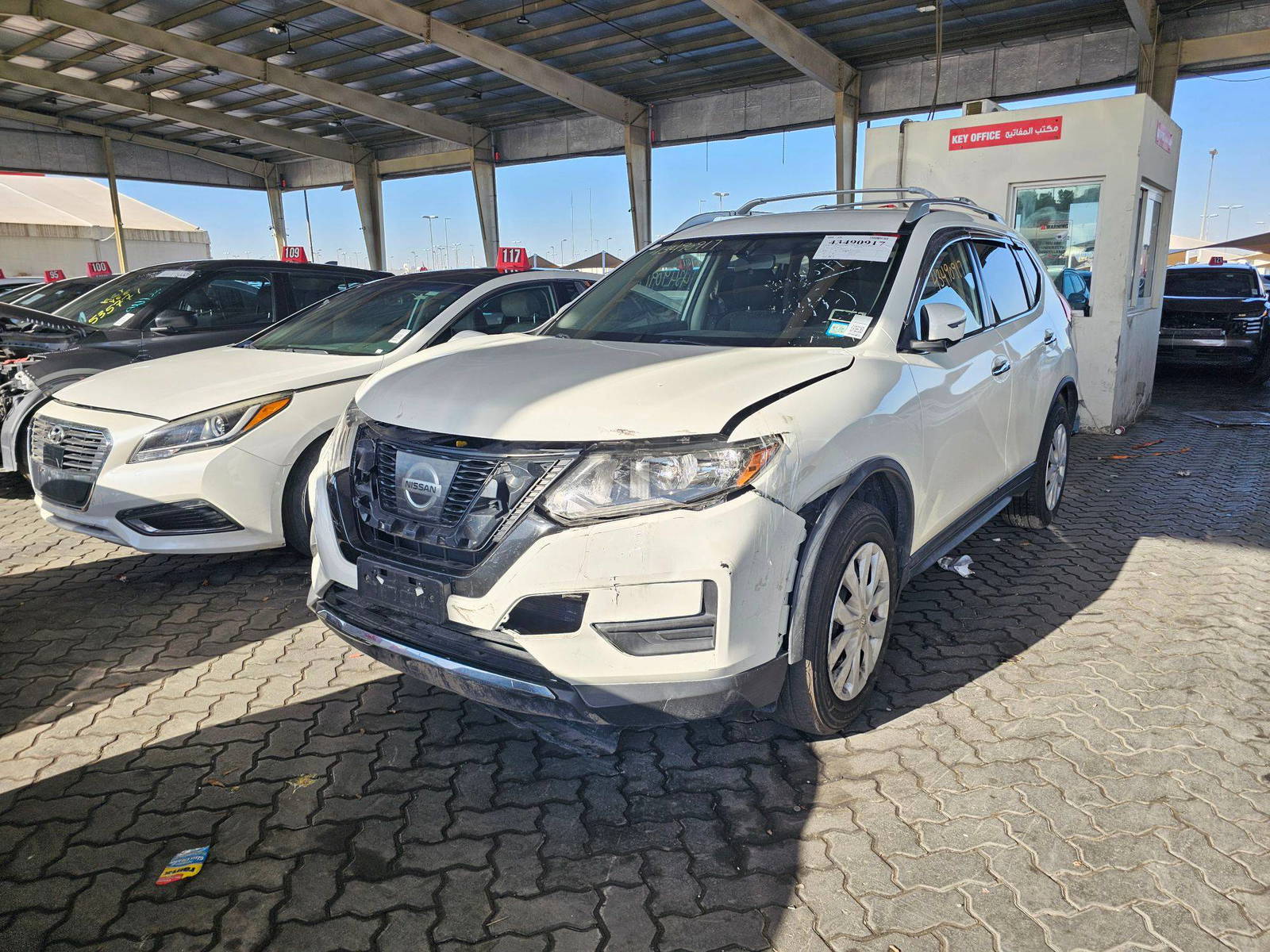 2017 NISSAN ROGUE — 111387 Miles — Lot HW026572 — Souq - Marhaba Auctions Used Cars - Image 4