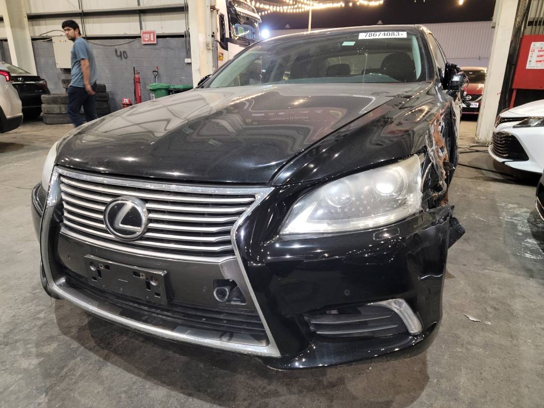 2013 LEXUS LS 460 — 189946 Miles — Lot 5019581 - Marhaba Auctions Used Cars - Image 5