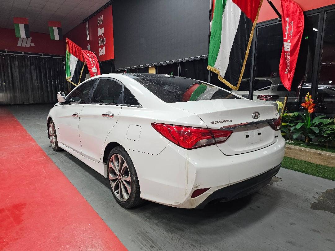 HYUNDAI SONATA