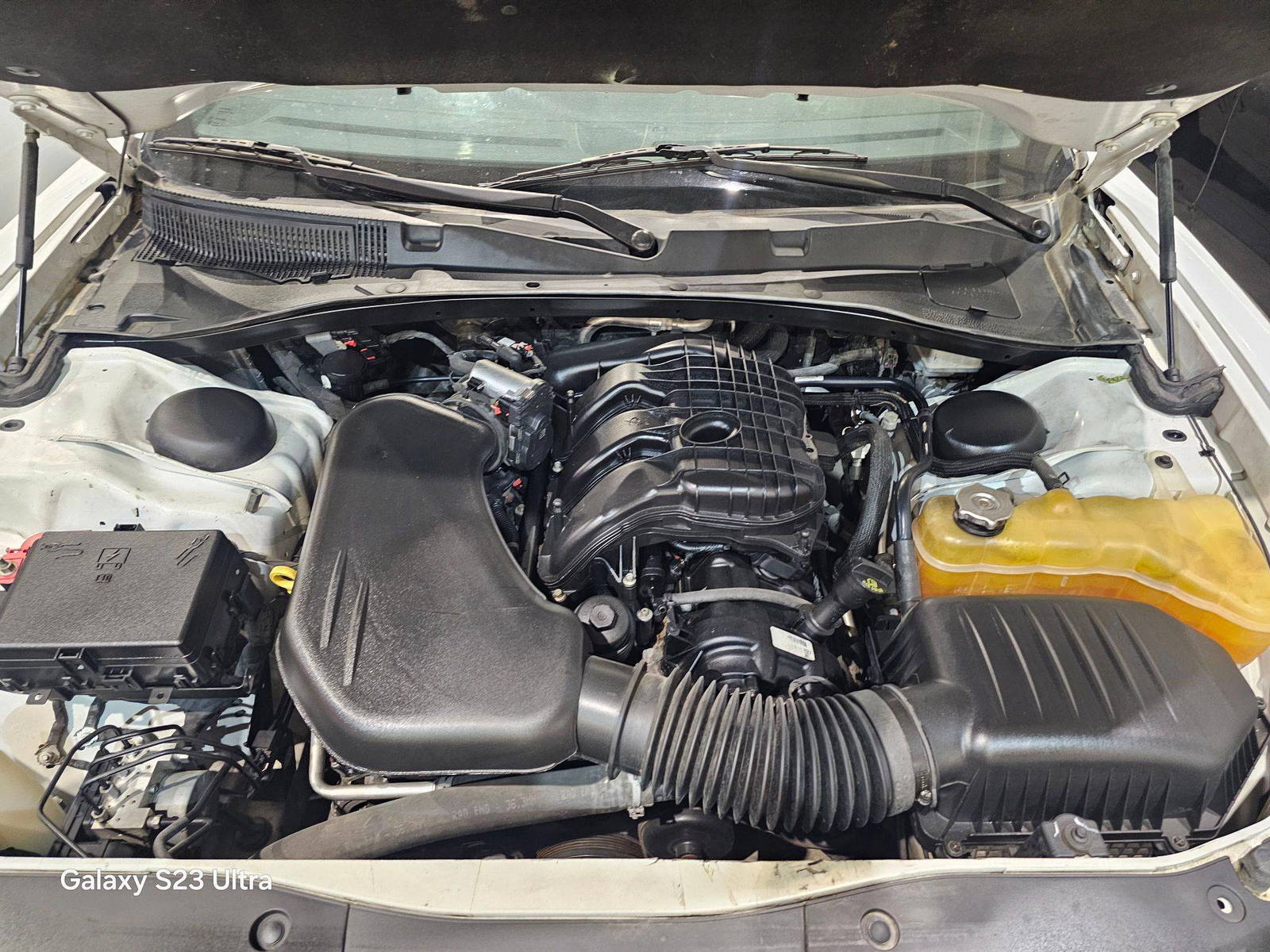 DODGE CHARGER 2018 - Marhaba Auction Used Cars - Image 11