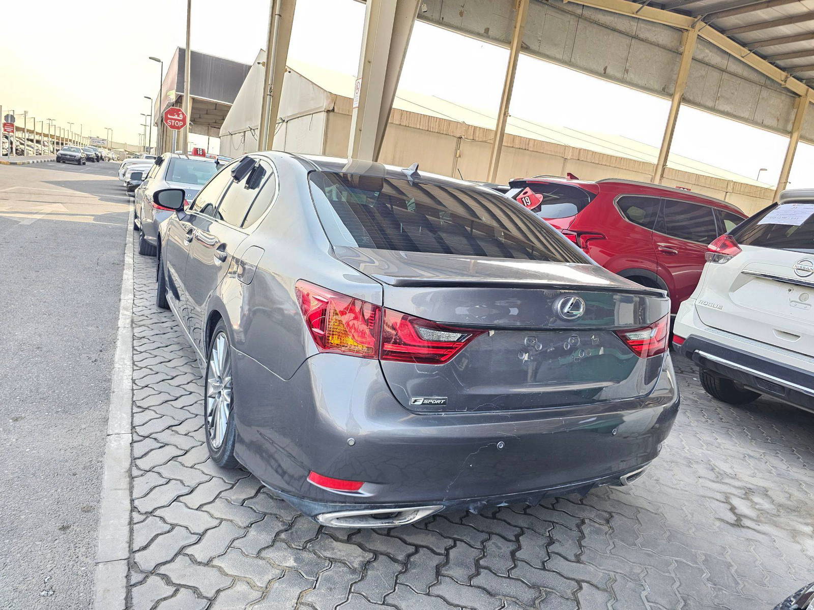2014 LEXUS GS 350 — 159981 KM — Lot 1E5023856 — Souq - Marhaba Auctions Used Cars - Image 4