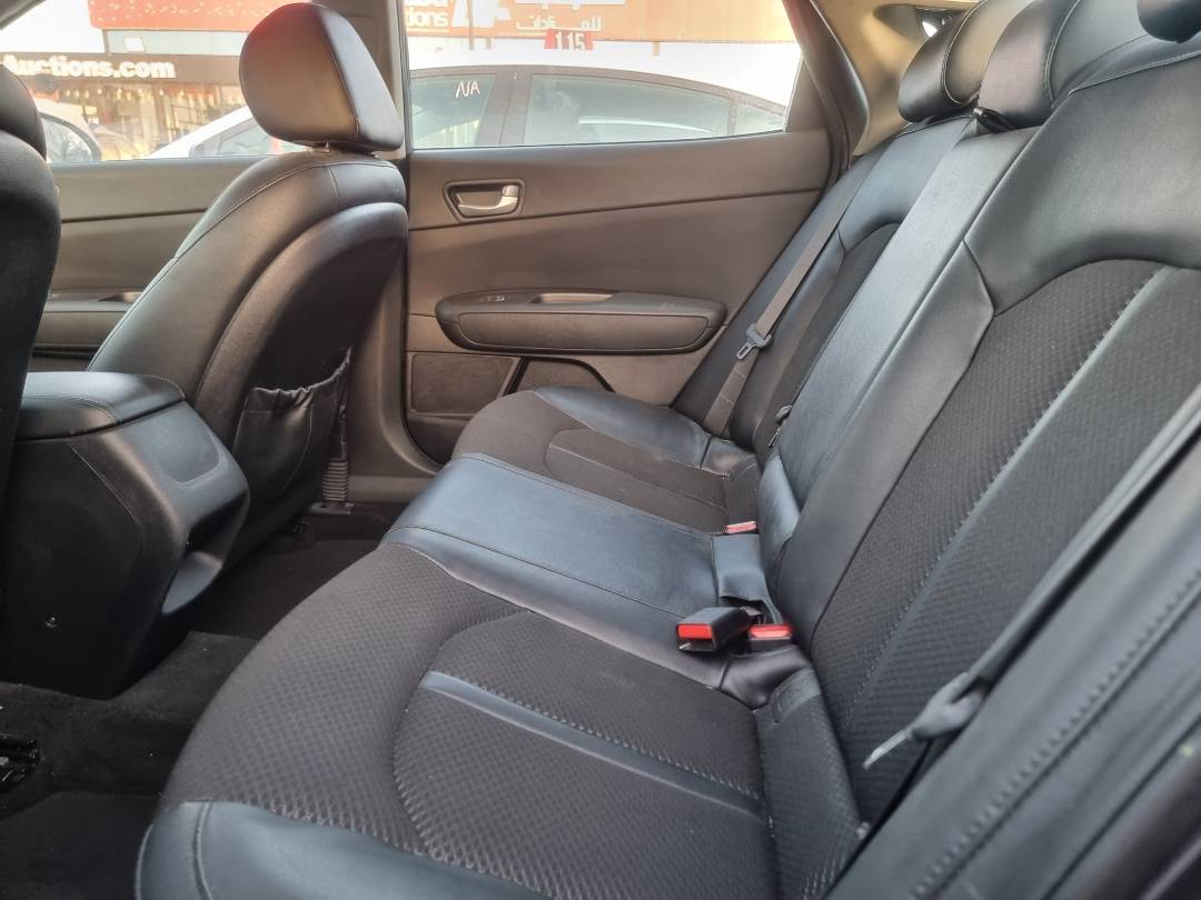 2018 KIA OPTIMA — 85651 Miles — Lot G244283 — Souq - Marhaba Auctions Used Cars - Image 17