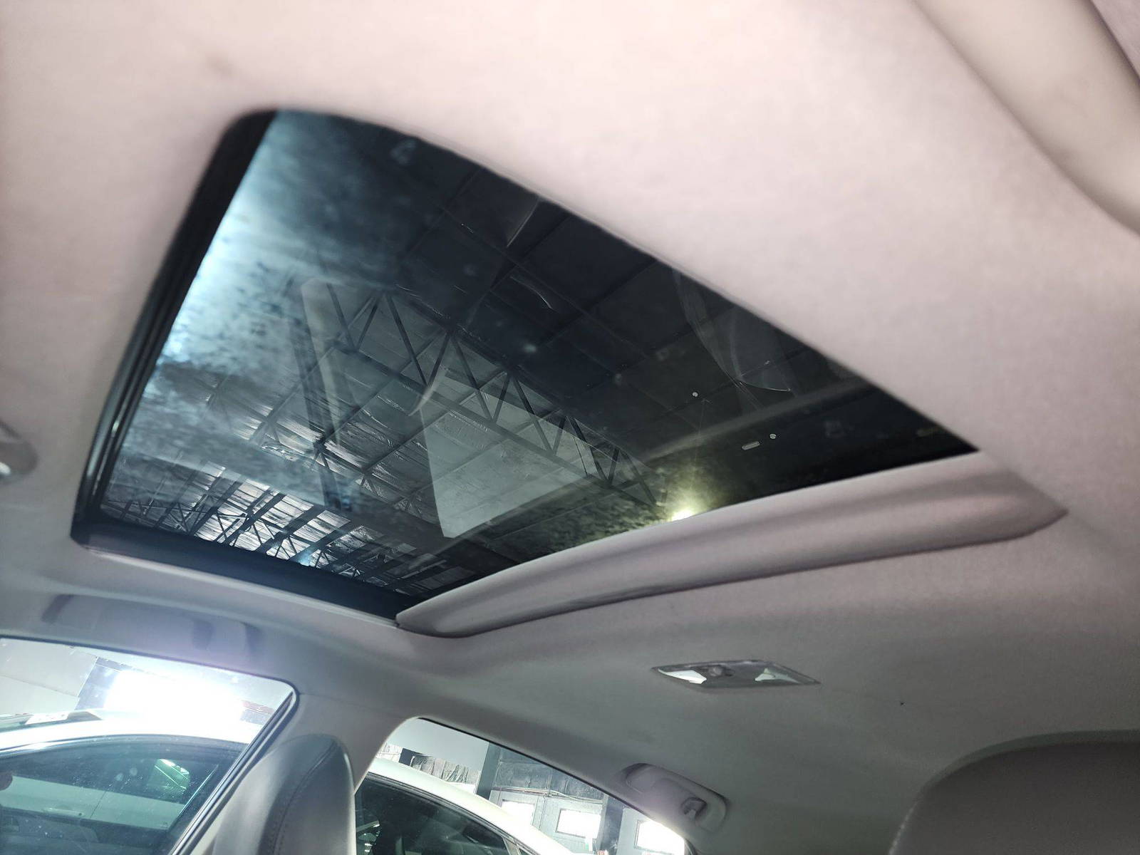 TOYOTA PRIUS 2010 - Marhaba Auction Used Cars - Image 8