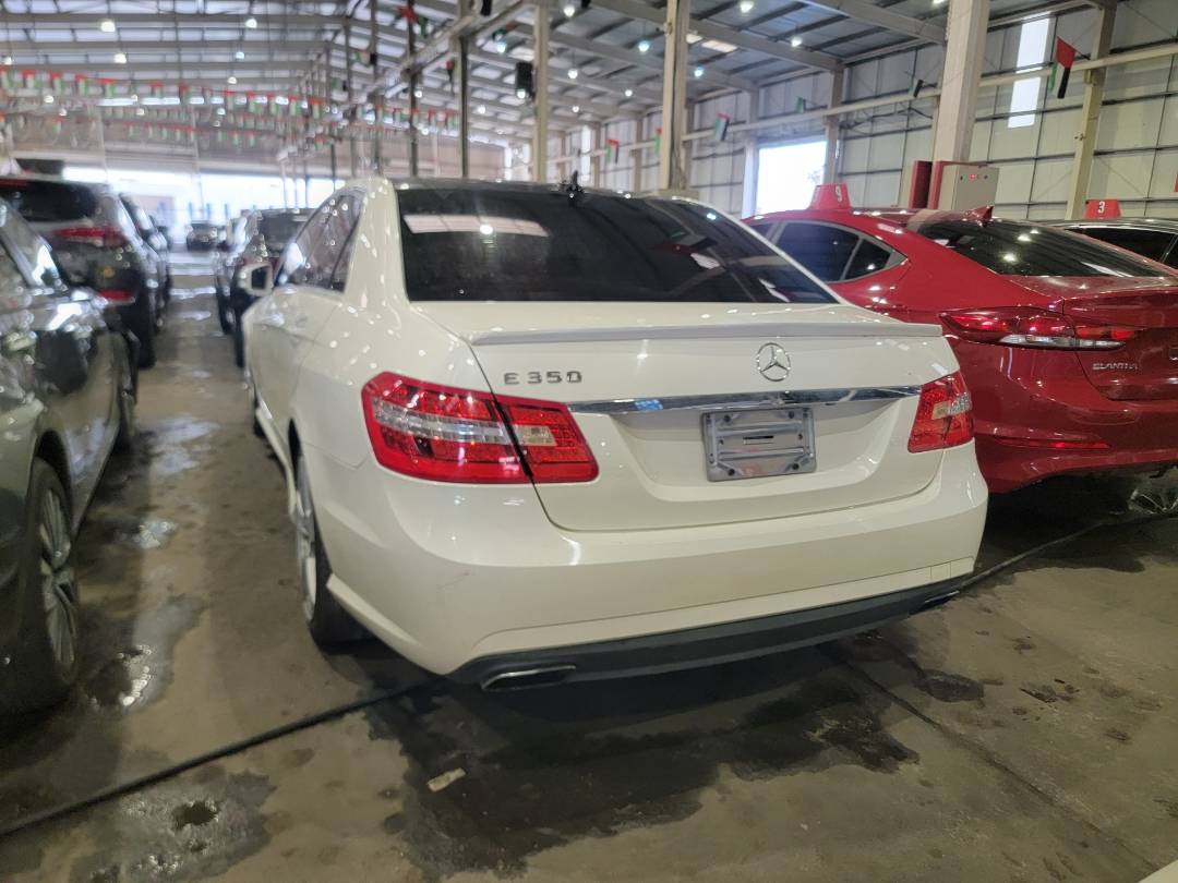 2011 MERCEDES BENZ E 350 — 233726 Miles — Lot BA417425 — Main - Marhaba Auctions Used Cars - Image 5